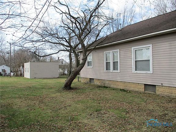 4th image of 320 Osceola Ave