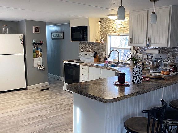 5th image of 1 Cedarwood Dr