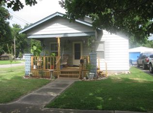 400 N Ozark St, Girard, KS 66743