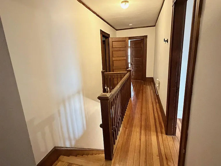 16 Linden Ave #7 — Photo 5