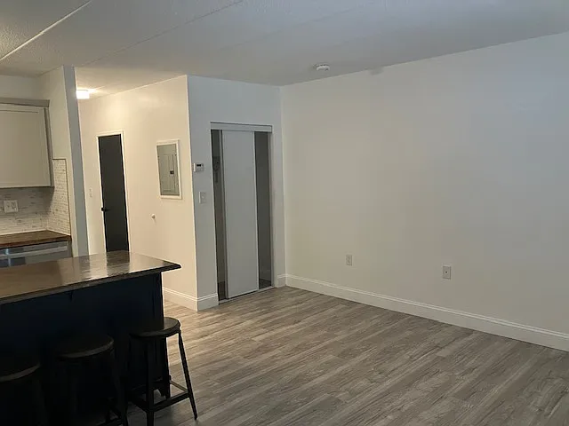 1000 Lexington Street — Photo 3