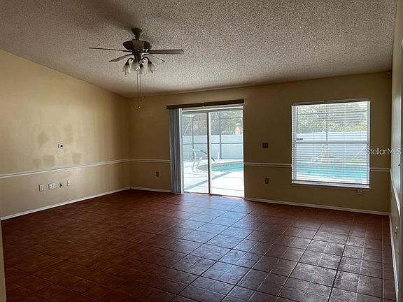 3rd image of 838 Cabaret Ct