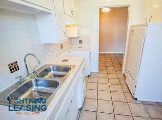 922 3/5 N Normandie Ave #3D, Los Angeles, CA 90029