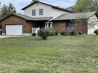 106 Trainer Ln, Cuba, MO 65453