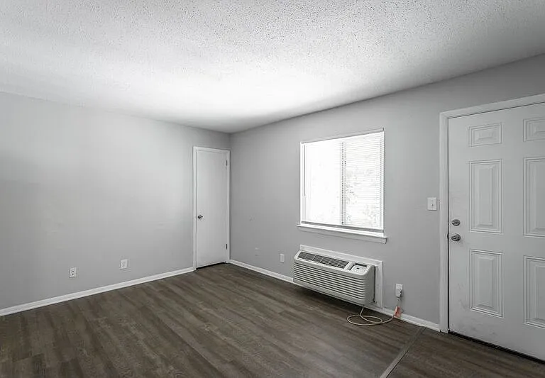 113 Goodson Ave #10 — Photo 13