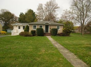 11 Colby Ave, Framingham, MA 01701