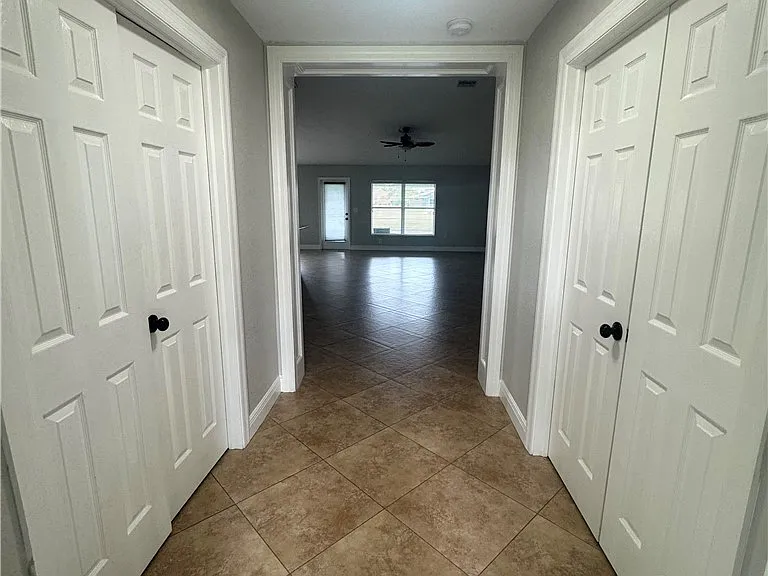 3829 SW 17th Pl — Photo 9