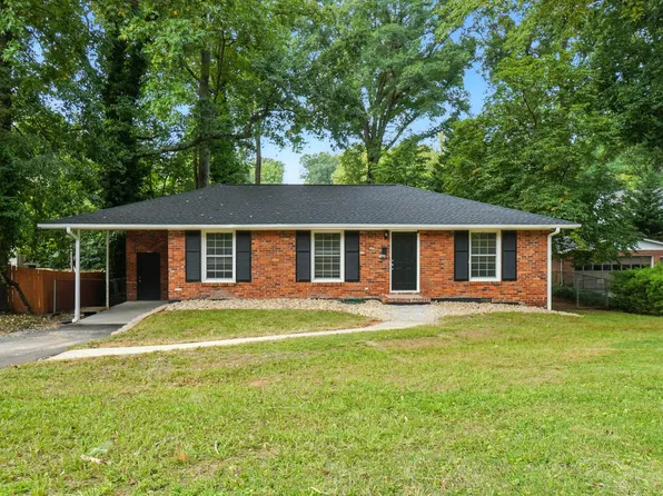 332 Seneca Pl, Charlotte, NC 28210