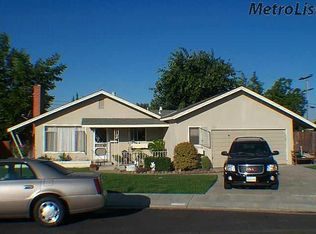 323 Flores Ave, Manteca, CA 95336