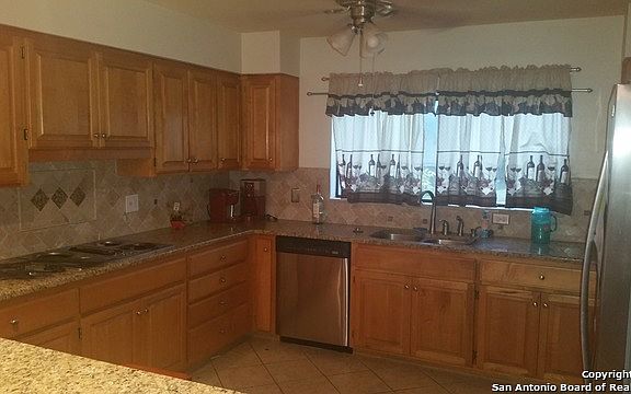 4th image of 8506 Watchtower St