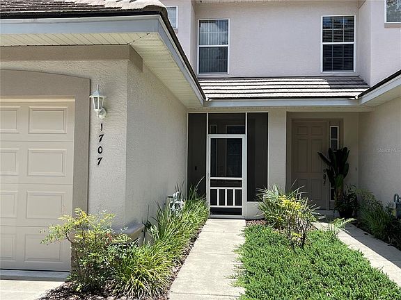 3rd image of 1707 W Spring Meadow Loop