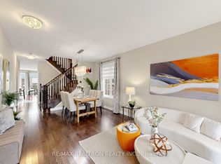 27 Pelham Dr, Vaughan, ON L4H3Z8