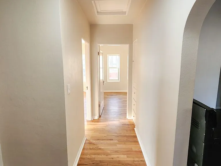 1007 S Ivy St — Photo 10