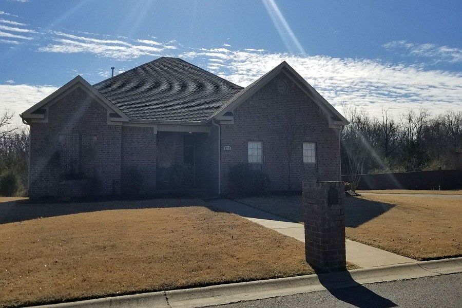 1st image of 2315 Wilmington Dr