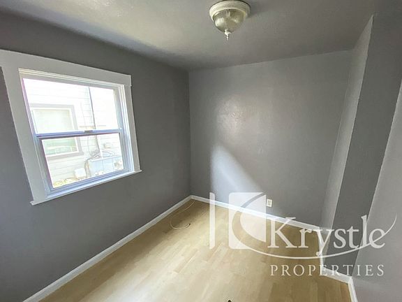 2nd image of 130 Alabama St #A