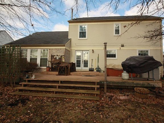 4th image of 44703 Greenwood Dr