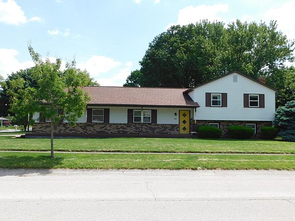 2nd image of 6202 Hickory Lawn Ct
