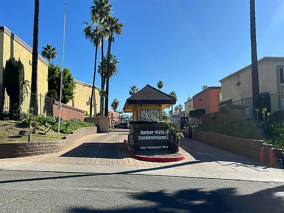 2nd image of 1627 Pentecost Way Unit 1