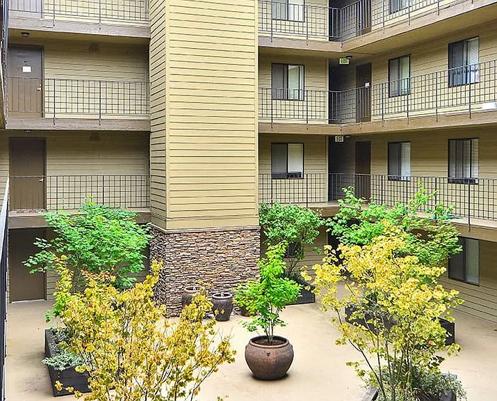 Greenlake Terrace Apartments — Photo 18