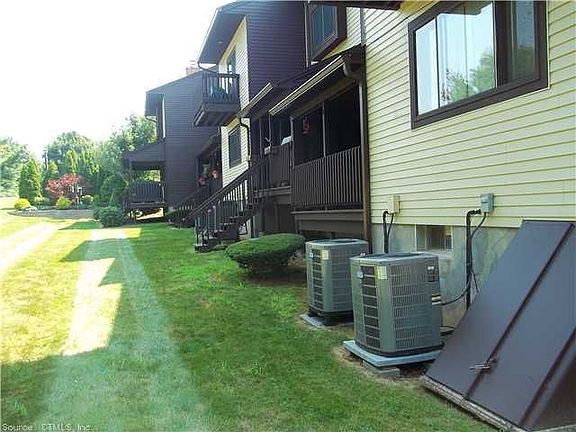 4th image of 601 Summer Hill Dr