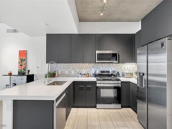 3rd image of 353 Bonneville Ave Unit 1106