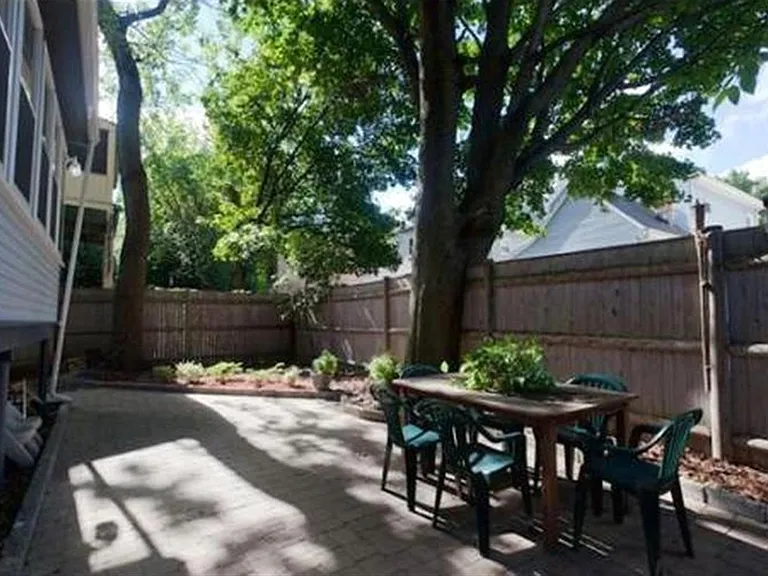 9 Aberdeen Rd #2 — Photo 13