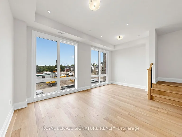 433 York Downs Blvd — Photo 5