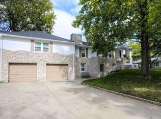 6102 Seward St, Omaha, NE 68104