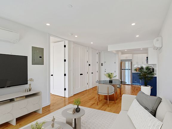4th image of 74 Palmetto St #4R