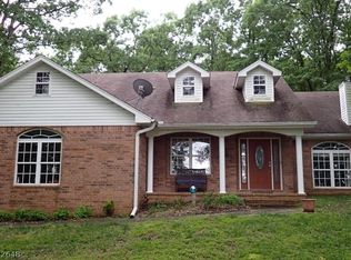 16418 Old Locke Rd, Mountainburg, AR 72946