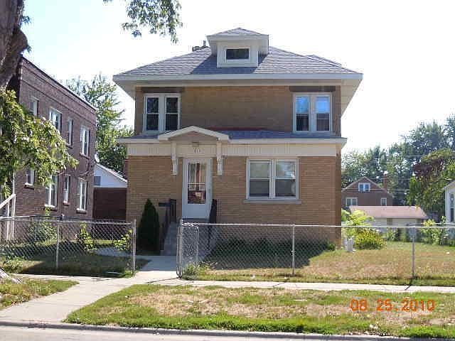 1st image of 414 S Rosewood Ave