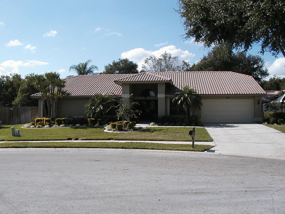 4BR+Den Pool home @ end of culdesac in Clearwater!