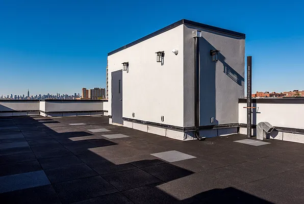 Rented by Nooklyn NYC LLC | media 45