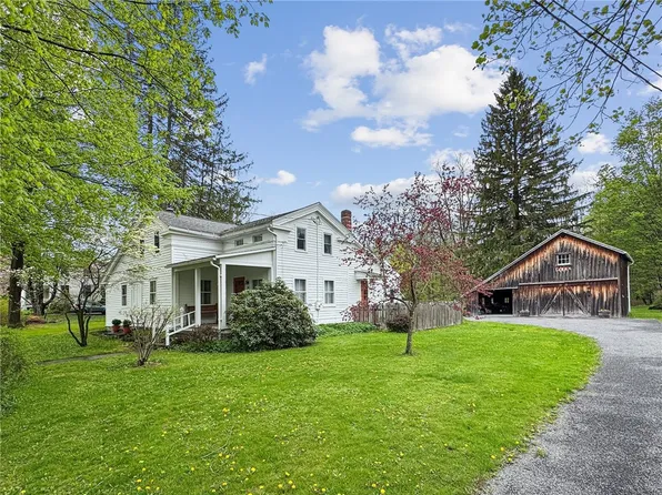 25 Cayuga St, Trumansburg, NY 14886