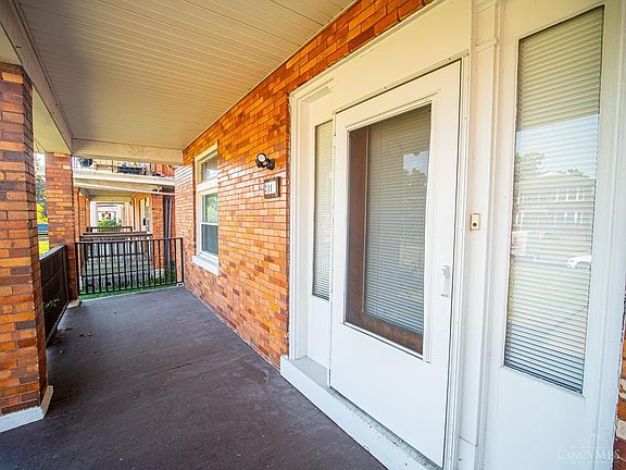 3rd image of 2119 Slane Ave #1
