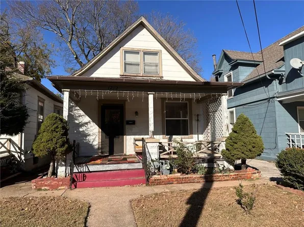 1212 W 41st St, Kansas City, MO 64111