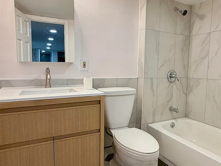 11 E 37th St #3 — Photo 7