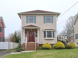 207 Walnut Ave, Cranford, NJ 07016
