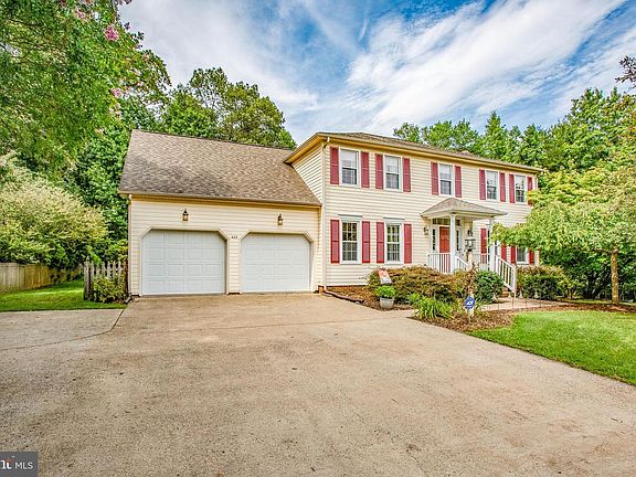 2nd image of 422 Collingwood Dr