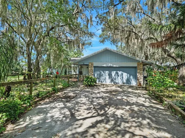 2372 Mitchell Island Rd, Deltona, FL 32738