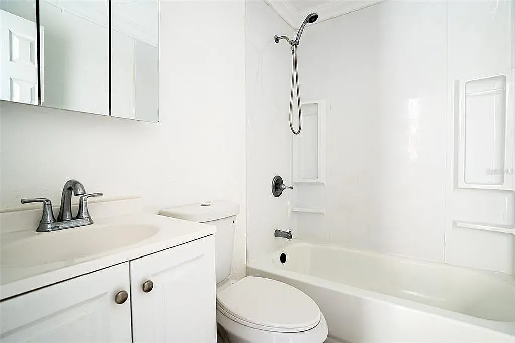 2 bed, 800 sqft, $1,100 — Photo 3