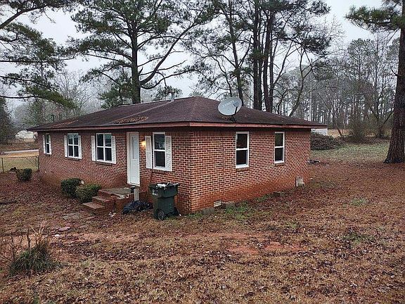 4th image of 627 Cotney Cir