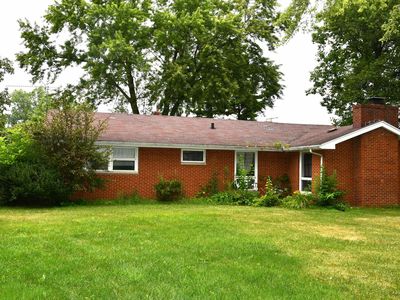 1327 E Reynolds St, Goshen, IN, 46528