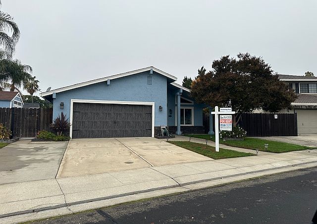 1st image of 1061 Chianti Ln