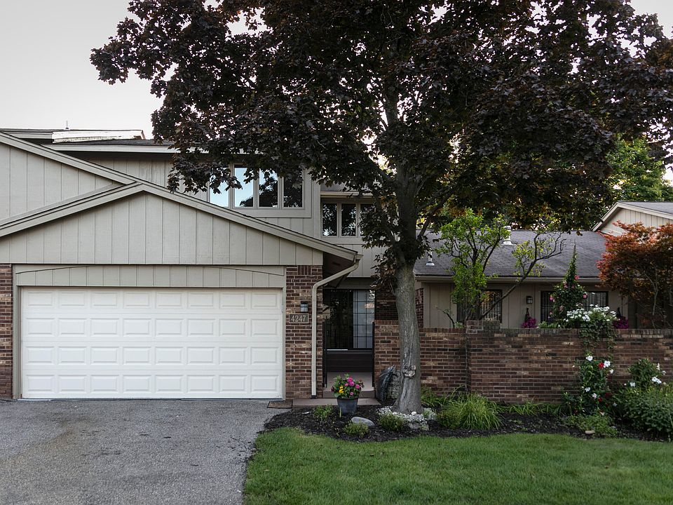 1st image of 4247 Foxpointe Dr