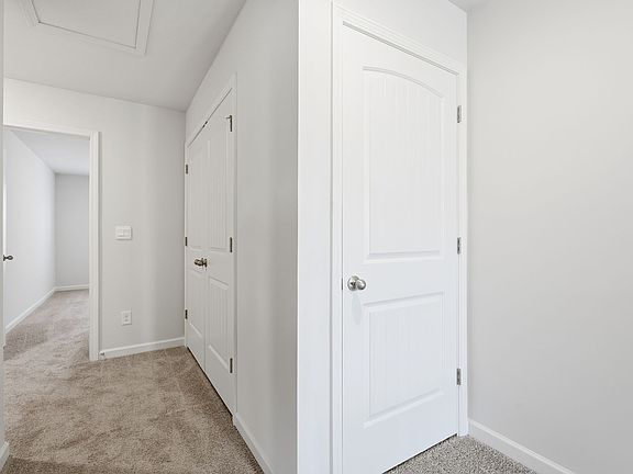4th image of 5971 Skylar Dr
