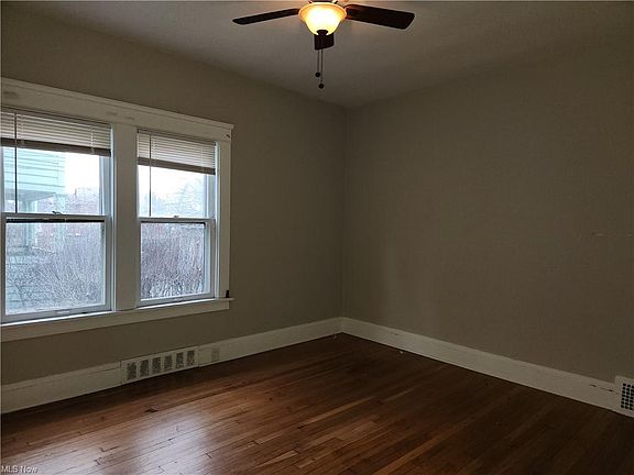 3rd image of 2831 Avondale Ave #1