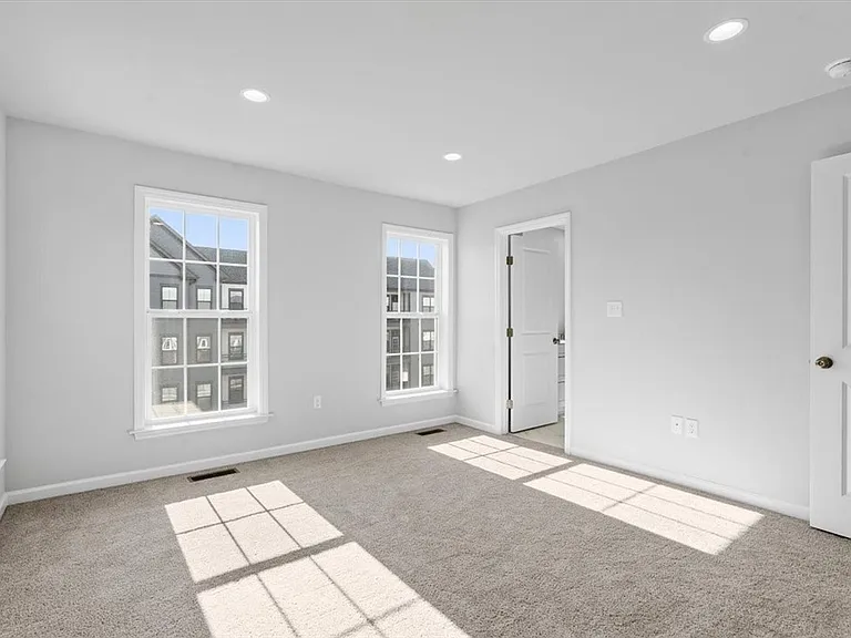 235 Main St — Photo 17