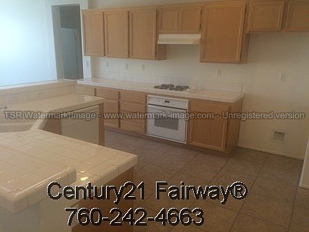 5th image of 16440 Burwood Ave