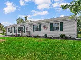 328 Midway Dr, Valparaiso, IN 46385